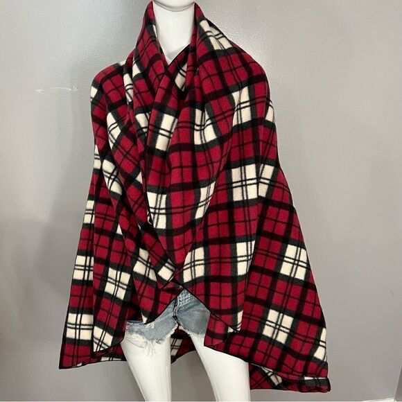 Shawl Dawl Buffalo Print Shawl -- Can be worn 10+ Ways! - Picture 12 of 15